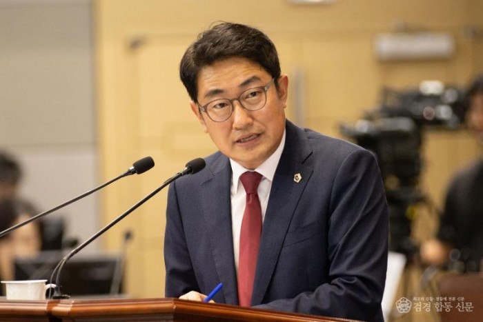 2026.08.31 제365회 임시회 제2차본회의 도정질의 권백신의원님_1.jpg