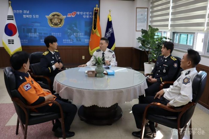 261008-6특별성과 포상 수여식 사진2_저화질.JPG