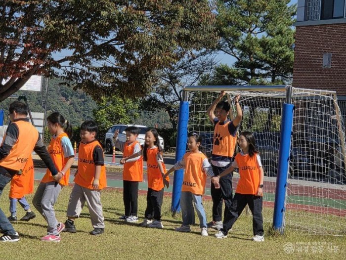 조마초 김천상무축구단 축구교육 및 멘토링 사진2.jpg
