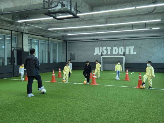김천서부초병설유 축구교실 사진2.jpg