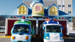 “헬리·폴리, 출동 준비 완료!”  경상남도 안전 체험관, 가족이 함께 즐기는  신개념 화재 출동 체험 시작