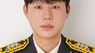 “창밖 연기 보자마자 달려갔다”  김해동부소방서, 복합건축물 대형 화재 막은 비번 소방관