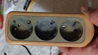 의창소방서, 콘센트 속 먼지 한 줌이 불꽃으로…. 전기 화재 주의 당부