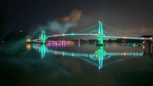 [광양시] 배알도 섬 정원...1,605개 불 밝혔다