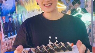 — 한국 쉐프가 추천하는 이열치열 매콤한 한국 뚝배기 김치찜 —