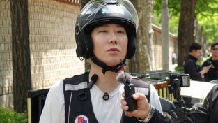 “최저단가 보장하라”…전국 라이더 대행진, 청와대 사랑채 앞 집결