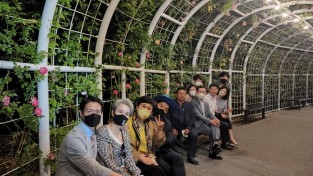 대한민국 최고의 MCS 비지니스 엠포회원 5월 월례회 울산대공원 장미원에서 성황리 개최