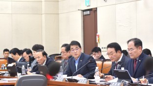 배준영 의원, 정치개혁특위서 인천 광역·기초의원 정수 부족 지적