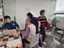 안동경찰, ‘찾아가는 지문 등록’으로 노인 실종 막는다.