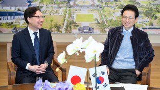 경북도 駐부산일본총영사 방문... 한일 지방정부 간 교류 현안 논의
