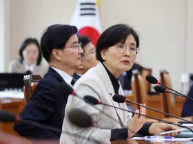 도의회 국회 정개특위, 광역의회의 ‘기초의회 선거구 쪼개기’ 조례 개정 규탄