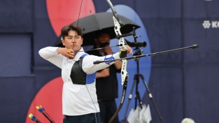 예천군청 김제덕, 2026 양궁월드컵 2차대회 단체전 ‘금메달’ 명중