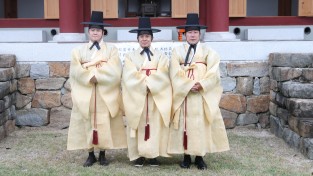 구미시 "학생들은 무대에, 후손들은 추모식에"…구미, 왕산 허위 선생 뜻 기렸다