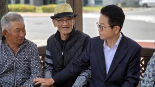 국민의힘 이철우 경상북도지사 후보, 제54회 어버이날 기념식 찾아 감사의 의미 되세겨