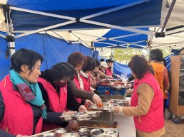 구미시여성단체협의회, 봉사활동으로‘사랑의 온도’높여
