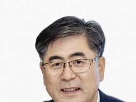 예천군수 여론조사 도기욱 선두, 김학동·안병윤과 3자 경쟁 우위