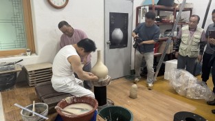 문경시 묵심도요장, 경상북도 무형유산 이학천 사기장 공개행사 개최