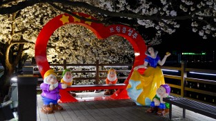 성밖숲 야간경관 포토존 설치로 ‘야간관광 명소화’