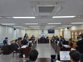 경상북도의회 행정보건복지위원회, 경상북도 시·군 선거구와 선거구별 의원정수 심사