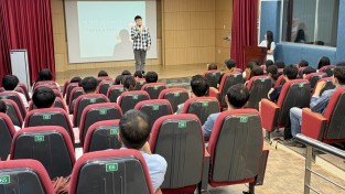 김천시립도서관, 「청소년, 작가와의 만남 성료