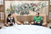 문경시 홍보대사 윤윤서, 시민들에게 감사 인사 전해