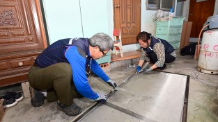 청송군, 할매·할배 등 긁어주는 ‘효자손’8282민원처리