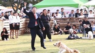 경주시, 식품접객업소 반려동물 동반 출입 허용…3월부터 시행