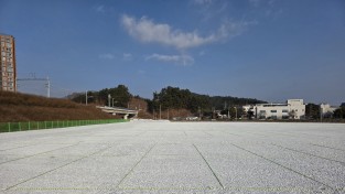 울진역 임시주차장 234면 조성