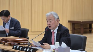 권광택 위원장, 안동의료원․경상북도호국보훈재단 행정사무감사 실시