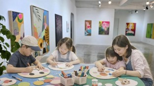 문경문화예술회관, 체험형 전시 ‘스티커야 놀자’ 개최