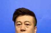 시내버스운행중 불이난 승용차 발견 시내버스內 소화기 2대로 화제진압