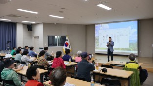 모든  어르신들 노년을 행복하게 삽시다