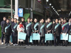 봉화군, 설 맞이 전통시장 장보기 행사로 지역경제 활력 불어넣어
