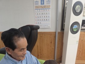영양군 입암면지역사회보장협의체, AI 반려로봇 효돌이 대여 시작