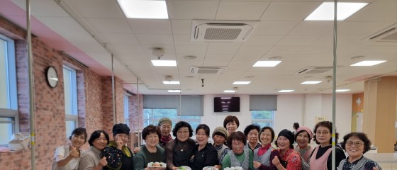 봉화군 우리음식연구회, 초코 사과 찹쌀떡 특별교육 실시