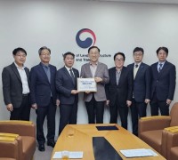 영양군, ‘남북9축 고속도로 조기 건설’ 10개 시·군 공동건의문 전달